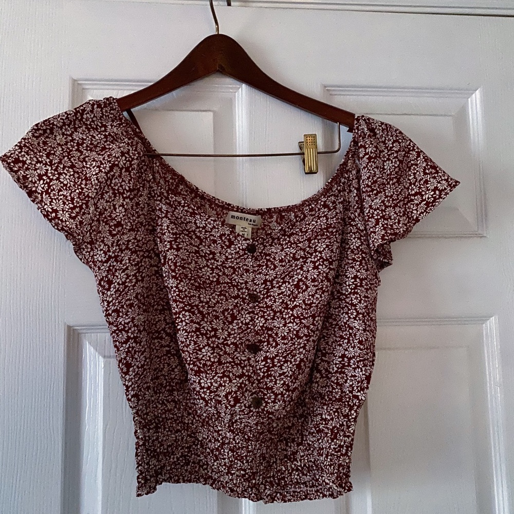 Off the shoulder floral tee